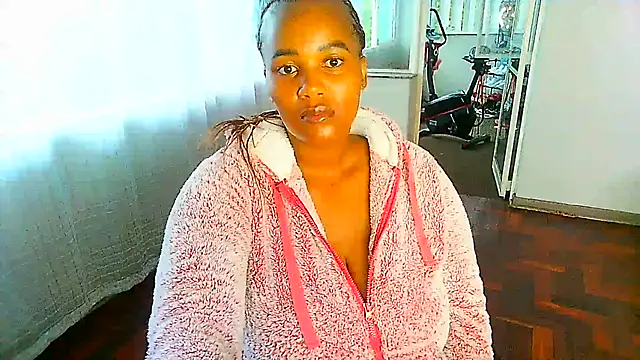 Snapshot of Charlie-Crawford chatting on February 18, 2025, 4:15 am Charlie-Crawford online show from February 18, 2025, 4:15 am