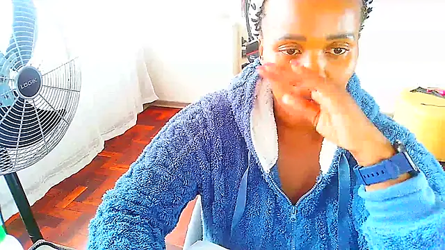 Snapshot of Charlie-Crawford chatting on February 19, 2025, 10:56 am Charlie-Crawford online show from February 19, 2025, 10:56 am