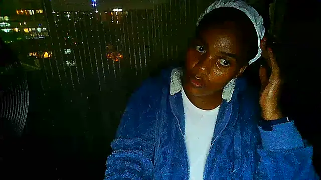 Snapshot of Charlie-Crawford chatting on February 20, 2025, 5:40 pm Charlie-Crawford online show from February 20, 2025, 5:40 pm