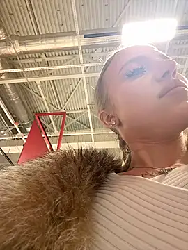 Snapshot of pinkstar_ chatting on January 29, 2025, 7:57 am pinkstar online show from January 29, 2025, 7:57 am