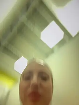 Snapshot of pinkstar_ chatting on February 12, 2025, 8:06 am pinkstar online show from February 12, 2025, 8:06 am