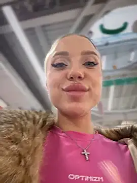 Snapshot of pinkstar_ chatting on February 14, 2025, 4:47 am pinkstar online show from February 14, 2025, 4:47 am