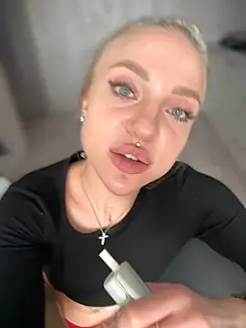 Snapshot of pinkstar_ chatting on March 6, 2025, 6:41 am pinkstar online show from March 6, 2025, 6:41 am