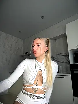 Snapshot of pinkstar_ chatting on September 11, 2025, 6:35 am pinkstar online show from September 11, 2025, 6:35 am