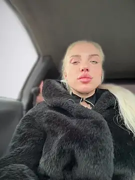 pinkstar  online show from January 12, 2026, 5:01 am