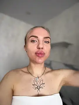 pinkstar  online show from February 6, 2026, 6:18 am