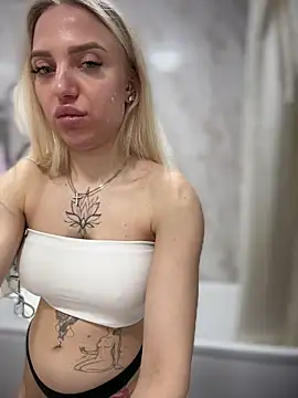 pinkstar  online show from March 16, 2026, 5:55 am