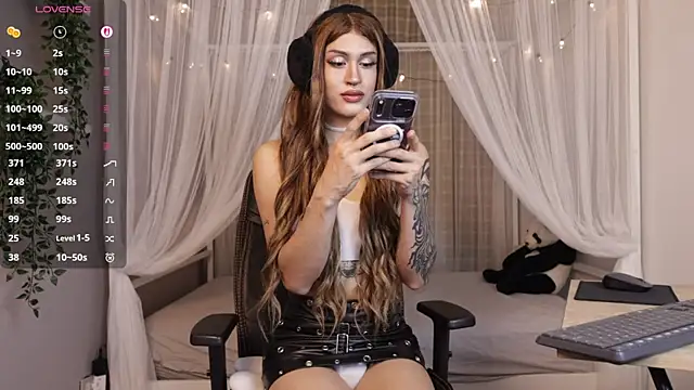julesbennet online show from May 29, 2026, 3:48 am
