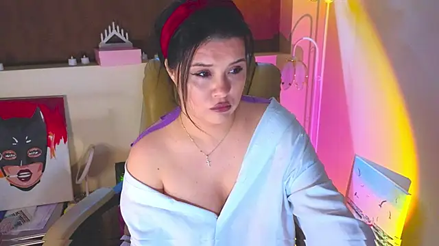 Malika uAngel online show from March 12, 2026, 1:06 pm