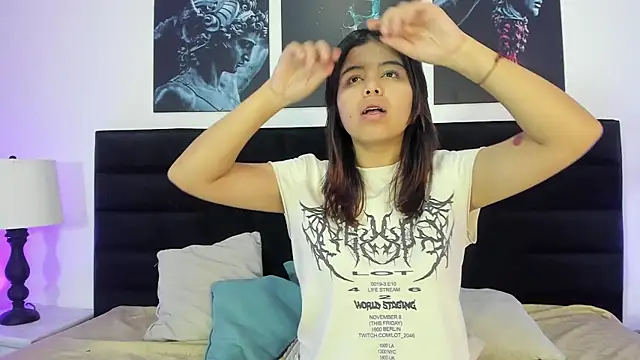 Snapshot of SabinaMerchetti chatting on September 22, 2025, 11:56 am SabinaMerchetti online show from September 22, 2025, 11:56 am