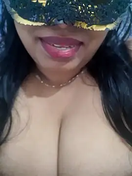 chubby wife online show from October 2, 2025, 3:46 am