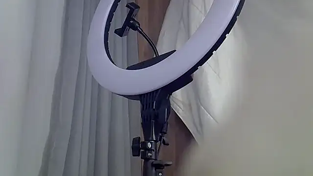 Skinny-Kitten online show from January 10, 2026, 12:18 pm