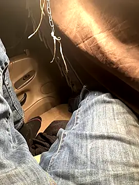 prekumstud online show from October 16, 2025, 12:50 pm