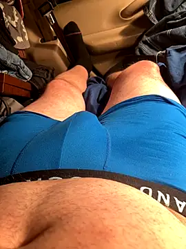 prekumstud online show from November 6, 2025, 12:28 pm