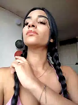  nathaly sweet online show from February 9, 2026, 9:30 pm