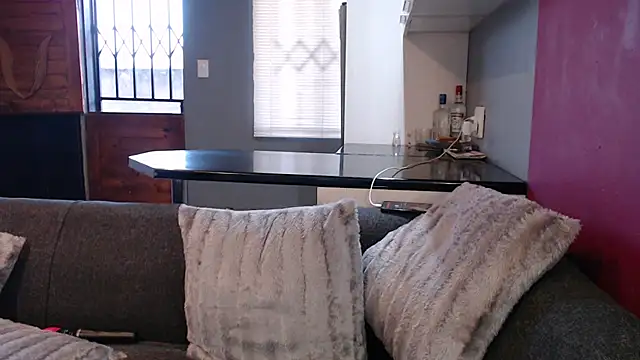 Snapshot of CancerGodessX chatting on March 22, 2025, 4:24 am CancerGodessX online show from March 22, 2025, 4:24 am