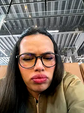 andra rose online show from November 14, 2025, 7:45 pm