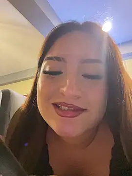 Snapshot of LuceroRm chatting on July 22, 2026, 4:37 am LuceroRm online show from July 22, 2026, 4:37 am