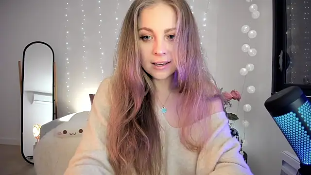 ImKeira online show from January 31, 2026, 7:56 pm