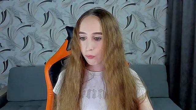 Snapshot of _mira_cle_ chatting on December 8, 2024, 10:47 pm mira cle online show from December 8, 2024, 10:47 pm