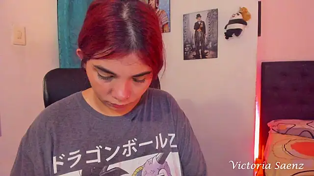 victoriaasaenz  online show from January 5, 2025, 3:53 am