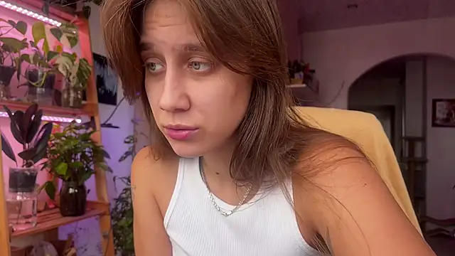 Sasha moormeoow online show from March 3, 2025, 10:17 am