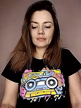 KrissSexi online show from February 4, 2026, 10:32 am