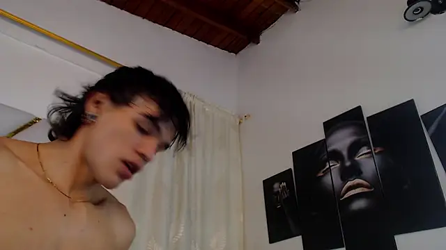 AlbertBernal69 online show from February 7, 2025, 3:01 am