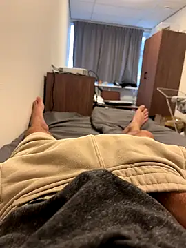 Snapshot of mihaixxx1 chatting on September 16, 2025, 3:02 pm mihaixxx1 online show from September 16, 2025, 3:02 pm