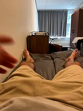 Snapshot of mihaixxx1 chatting on September 24, 2025, 2:09 pm mihaixxx1 online show from September 24, 2025, 2:09 pm