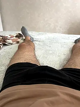 Snapshot of mihaixxx1 chatting on November 13, 2025, 11:31 am mihaixxx1 online show from November 13, 2025, 11:31 am