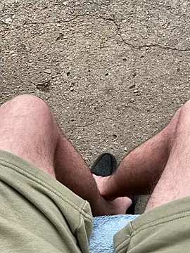 Snapshot of mihaixxx1 chatting on April 3, 2026, 9:51 am mihaixxx1 online show from April 3, 2026, 9:51 am