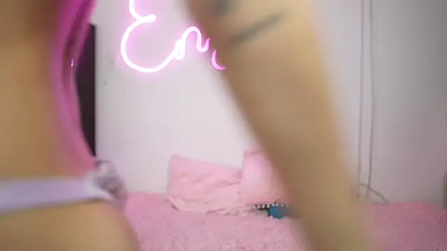 Snapshot of emily_smittt chatting on January 14, 2025, 12:11 am emily smittt online show from January 14, 2025, 12:11 am