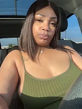 Cherryredhot1 online show from June 4, 2026, 11:33 pm