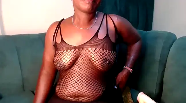 Snapshot of judyshinel20 chatting on March 19, 2025, 2:48 am judyshinel20 online show from March 19, 2025, 2:48 am