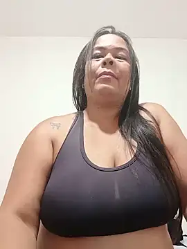 Snapshot of ChiaraFioree chatting on June 15, 2026, 8:44 pm ChiaraFioree online show from June 15, 2026, 8:44 pm