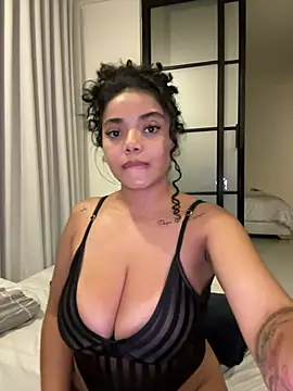 Snapshot of Mariecurl chatting on February 16, 2025, 3:26 am Mariecurl online show from February 16, 2025, 3:26 am