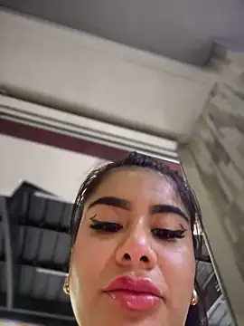 Snapshot of Insane_Issa chatting on March 2, 2025, 10:27 pm Insane Issa online show from March 2, 2025, 10:27 pm