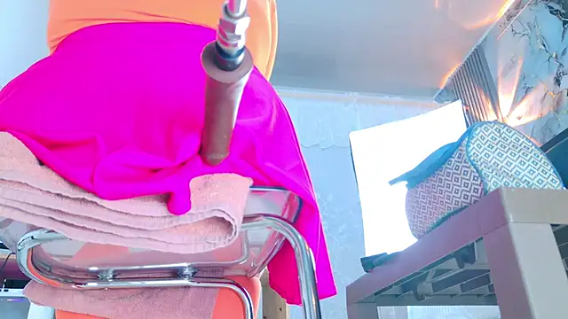 NathaxaLeans online show from February 13, 2026, 11:50 am