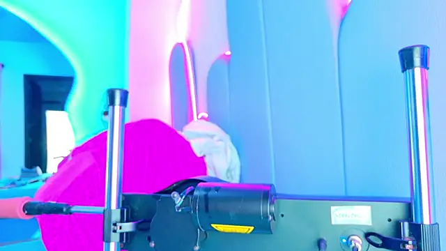 NathaxaLeans online show from April 12, 2026, 12:32 pm