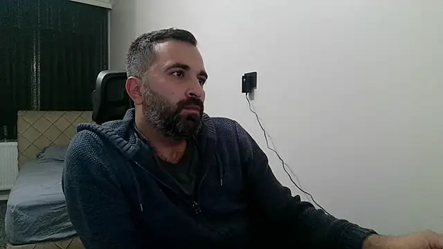 Snapshot of tgltplsr chatting on November 11, 2025, 9:26 pm tgltplsr online show from November 11, 2025, 9:26 pm