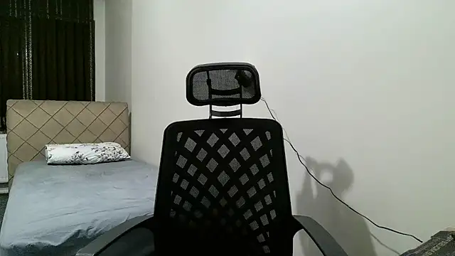 tgltplsr online show from February 4, 2026, 12:16 am