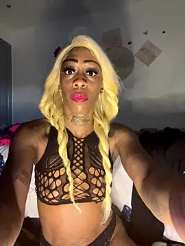 Snapshot of SlimBeenBadd1981 chatting on October 22, 2025, 11:26 pm SlimBeenBadd1981 online show from October 22, 2025, 11:26 pm