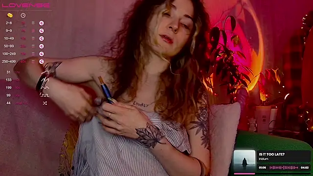 IttyKitty online show from February 5, 2026, 1:43 am