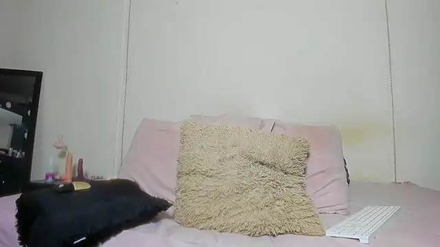 kimjoy online show from March 14, 2025, 11:34 am