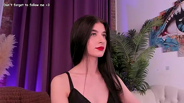 Snapshot of LauraCoy chatting on July 16, 2026, 8:59 pm LauraCoy online show from July 16, 2026, 8:59 pm