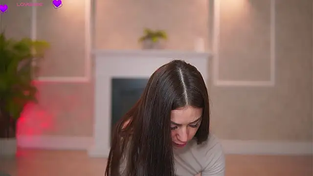 Abbela White online show from November 4, 2025, 5:39 am