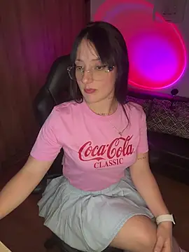 Megan lu2 online show from December 19, 2024, 6:34 am