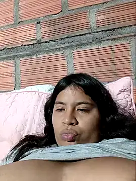 Snapshot of moncerrat_luna chatting on January 9, 2025, 10:31 pm moncerrat luna online show from January 9, 2025, 10:31 pm