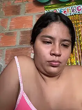 Snapshot of moncerrat_luna chatting on March 21, 2025, 2:51 pm moncerrat luna online show from March 21, 2025, 2:51 pm